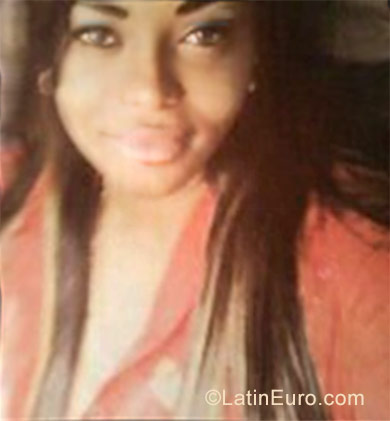 Date this happy Colombia girl Bresly from Medellin CO22645