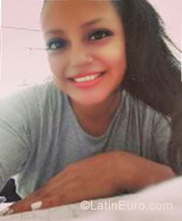 Date this charming Peru girl Geraldine from Lima PE1158