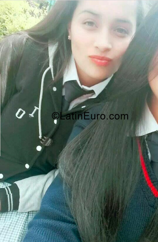Date this delightful Colombia girl Ingrid from Zipaquira CO22749