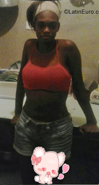 Date this voluptuous Colombia girl Vicky from Cali CO22760
