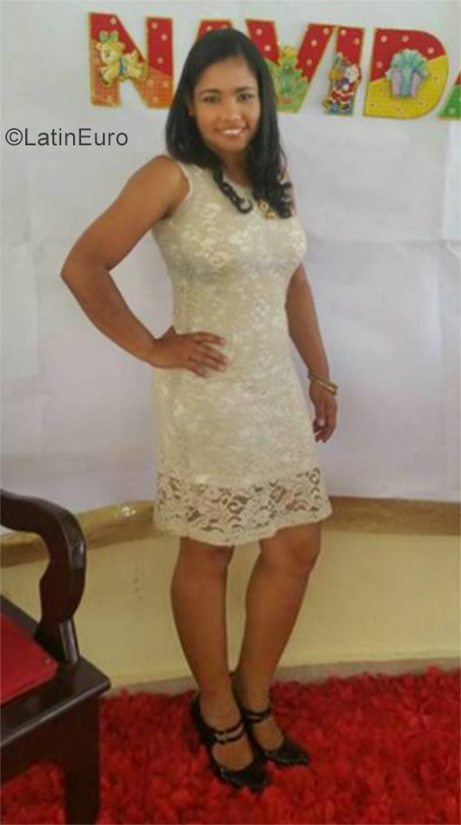 Date this cute Dominican Republic girl Rosa from Bonao DO30803