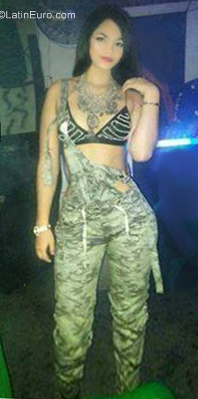 Date this attractive Venezuela girl Josefa from Merida VE1138