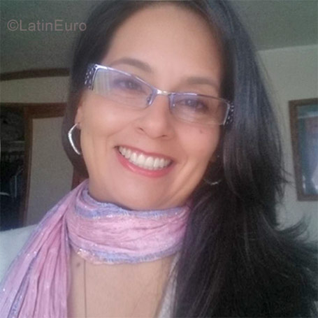 Date this cute Colombia girl Ivonne from Bogota CO22928