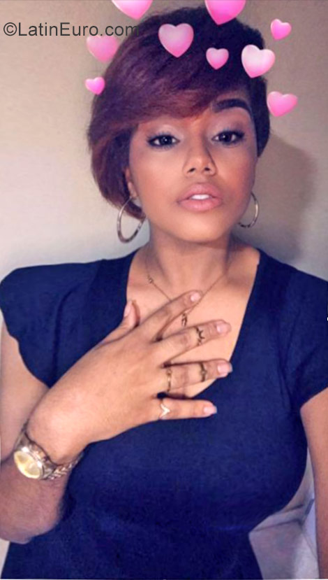 Date this stunning Dominican Republic girl Solanyi from San Francisco De Macoris DO31044