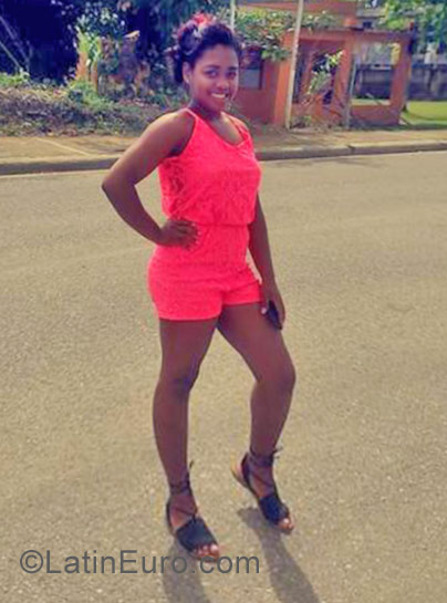 Date this fun Dominican Republic girl Claribel from Santo Domingo DO31211