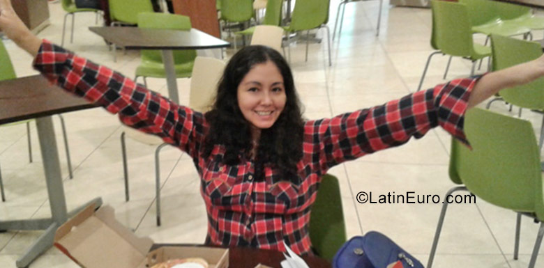 Date this cute Peru girl Blanca from Trujillo PE1203