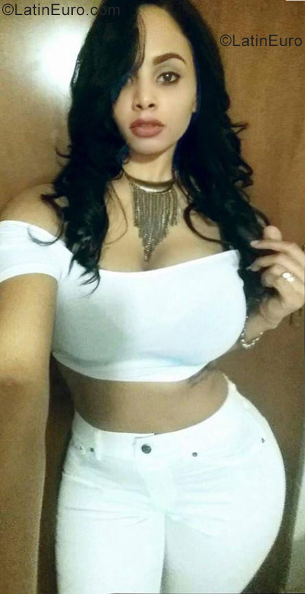 Date this cute Dominican Republic girl Arleny from Santo Domingo DO31262
