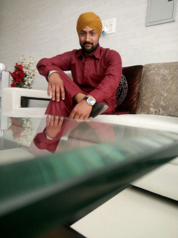 Date this happy Kenya man Jasvir from Nairobi KE59