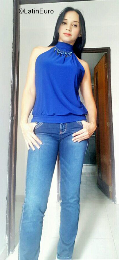 Date this passionate Colombia girl Martha from Cali Colombia CO23207