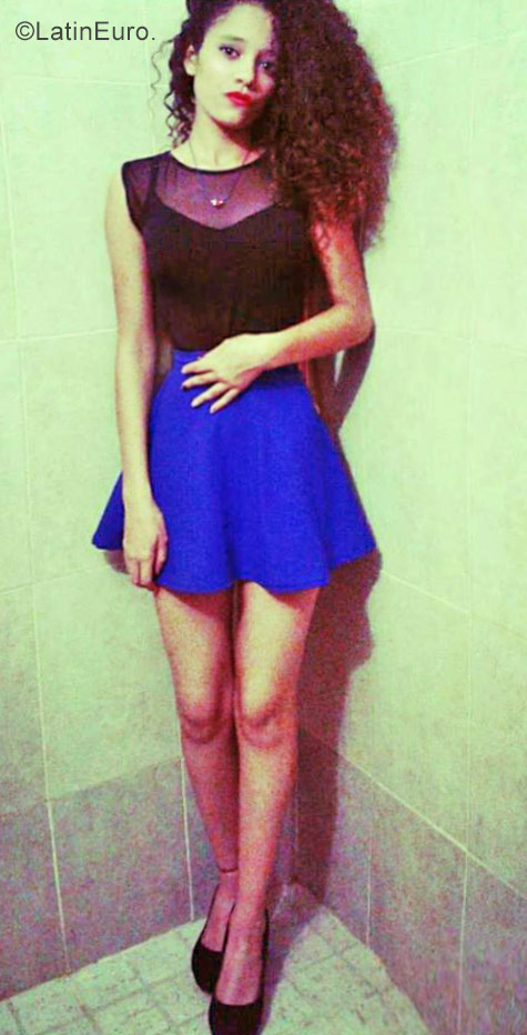 Date this funny Venezuela girl Eliangalia from Barquisimeto VE1290