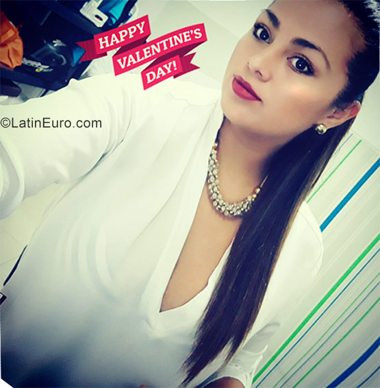 Date this tall Nicaragua girl Jennifer from Managua NI198