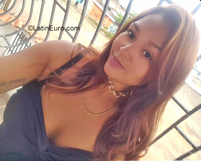 Date this georgeous Venezuela girl Cris from Ciudad Guayana VE1319