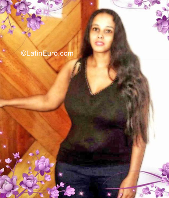 Date this young Brazil girl Marcia from Sao Paulo BR10450