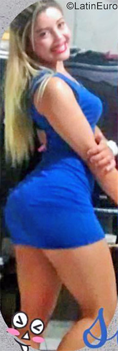 Date this georgeous Venezuela girl Dariana from Cabimas VE1363