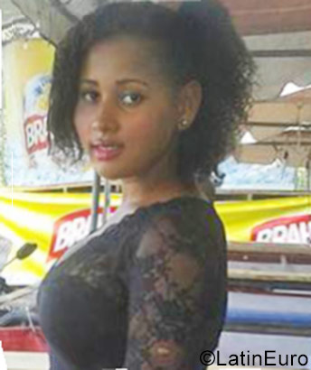 Date this voluptuous Dominican Republic girl Yanivel from Santo Domigo DO31734