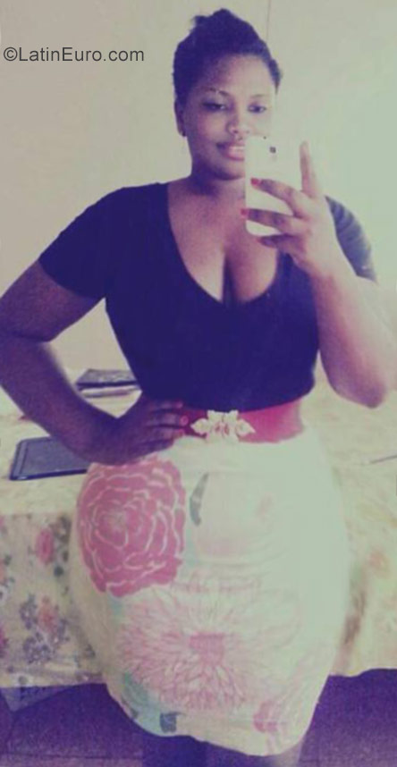 Date this lovely Dominican Republic girl Mirian from Nagua DO31809