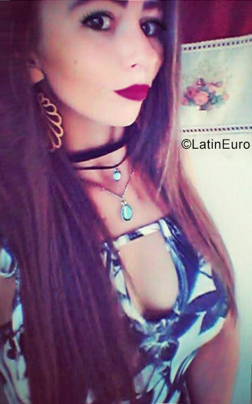 Date this cute Brazil girl Paula from Nova cruz BR10478