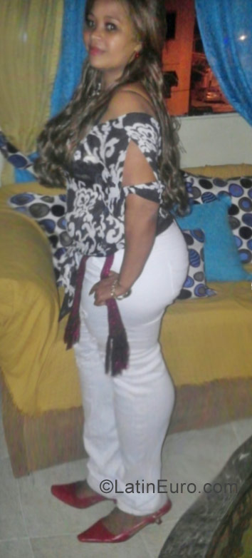 Date this voluptuous Dominican Republic girl Odalislopez from Santo Domingo DO31837