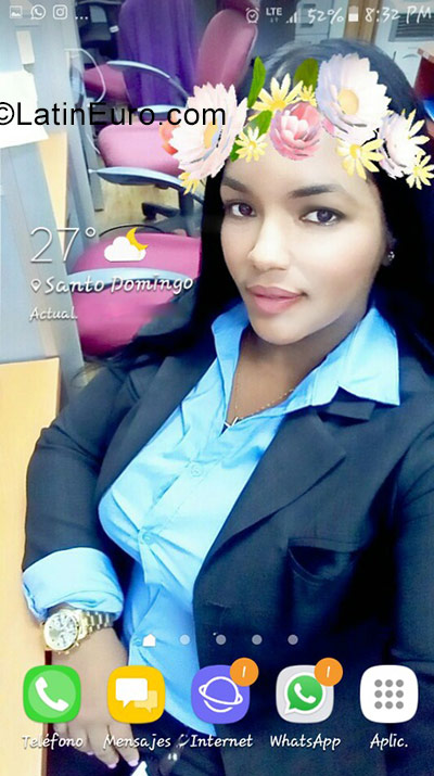 Date this georgeous Dominican Republic girl Genesis from Santo Dimingo DO31890