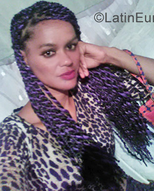 Date this funny Dominican Republic girl Janyna from Sabaneta DO31925