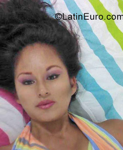 Date this hot Peru girl Fanely from Trujillo PE1357