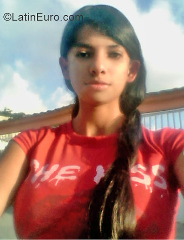Date this lovely Venezuela girl Yelitza from Trujillo VE1487