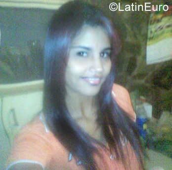 Date this attractive Venezuela girl Juilliaan from Anzoategui VE1507