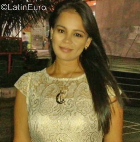 Date this fun Colombia girl Angela from Bogota CO23693