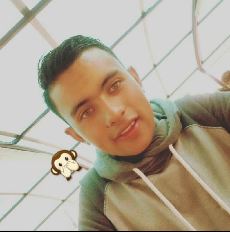 Date this nice looking Colombia man Dario from colombia CO23703