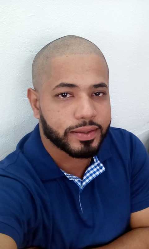Date this gorgeous Dominican Republic man Elvis from Santiago DO32170