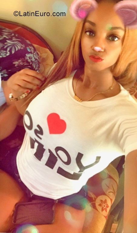 Date this young Dominican Republic girl Yanely from Santiago DO32196