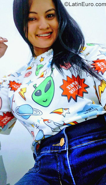 Date this funny Colombia girl Yulieth from Cordoba CO23783