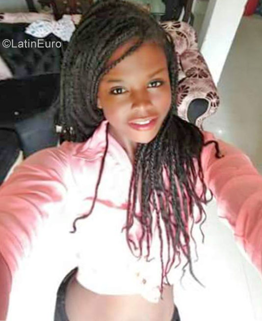 Date this tall Colombia girl MARIANA from Medellin CO23809