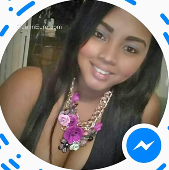 Date this attractive Dominican Republic girl Zahira from Puerto Plata DO32289
