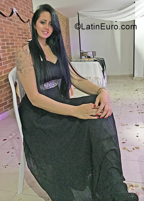 Date this sensual Colombia girl Erica from Bogota CO29091