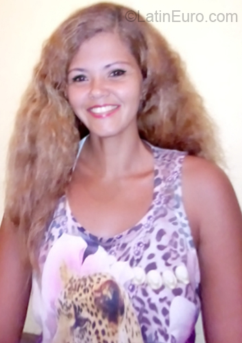 Date this stunning Brazil girl Michelle from RIO DE JANEIRO BR10549
