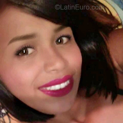 Date this funny Venezuela girl Yorel from Caracas VE1623