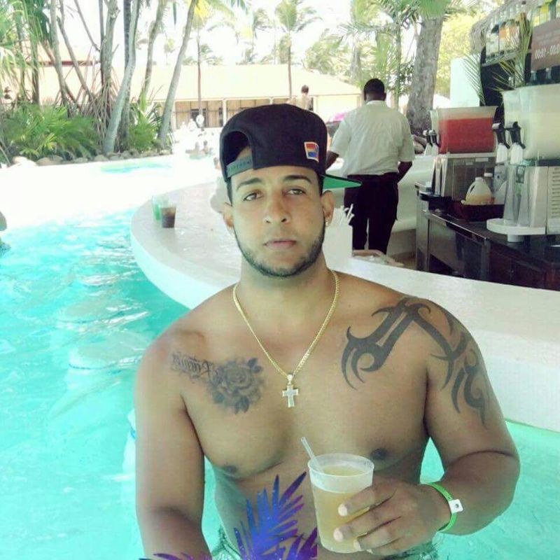 Date this fun Dominican Republic man Robinson from Puerto Plata DO32524