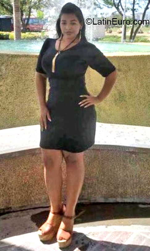Date this tall Venezuela girl Elus from Chacao VE4152