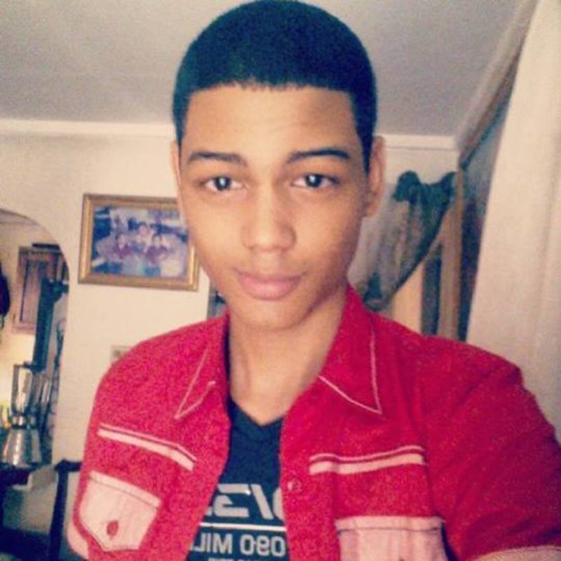 Date this pretty Dominican Republic man Emmanuel from Santo Domingo DO32535