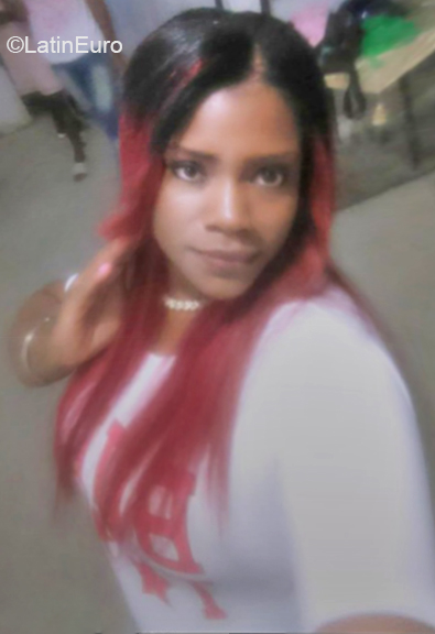Date this good-looking Dominican Republic girl Dianna from San Pero De Macoris DO32573