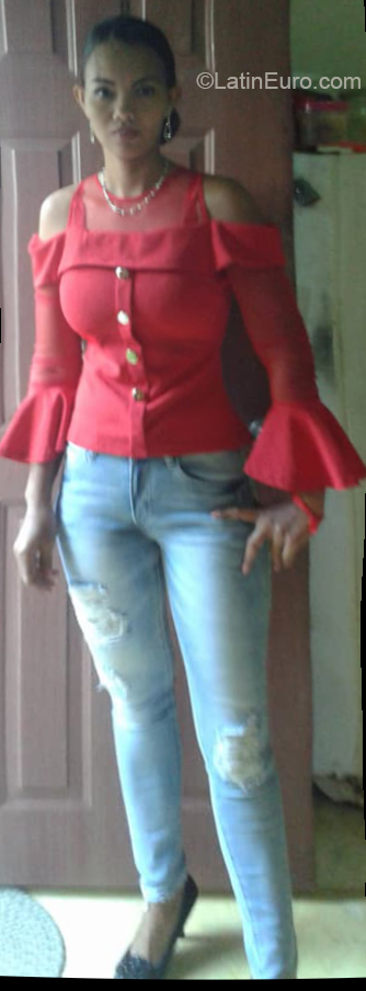 Date this beautiful Dominican Republic girl Sarah from Puerto Plata DO32757