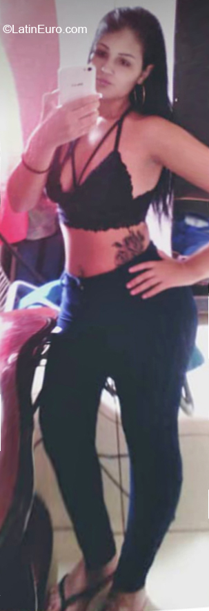Date this sensual Brazil girl Tayslla from Ribeira Preto BR10588