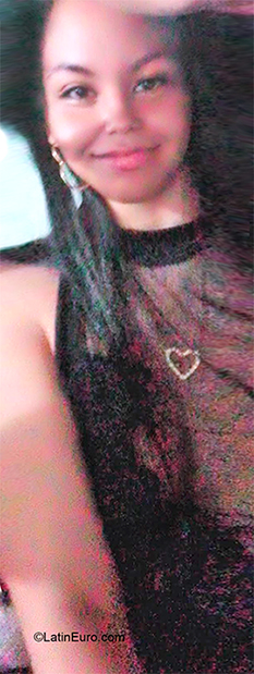 Date this georgeous Colombia girl Natalia from Cali CO24042
