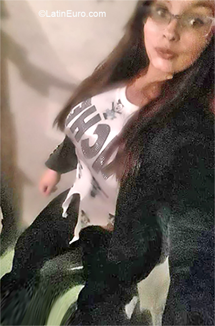 Date this pretty Colombia girl Alexandra from Bogota CO24098