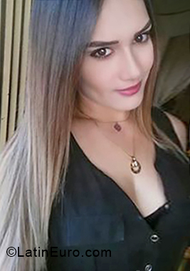 Date this foxy Venezuela girl Karina from Puerto La Cruz VE1767