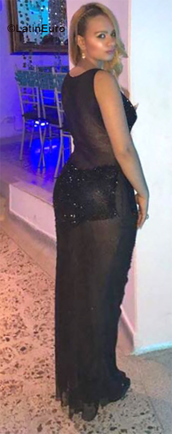 Date this athletic Colombia girl Michel from Medellin CO24131