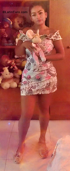Date this charming Colombia girl Sofi from Bogota CO24147