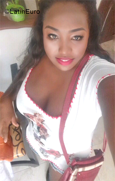 Date this sensual Colombia girl Carmen from Villavicencio CO24168