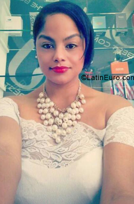 Date this good-looking Dominican Republic girl Annie from Santiago DO32952